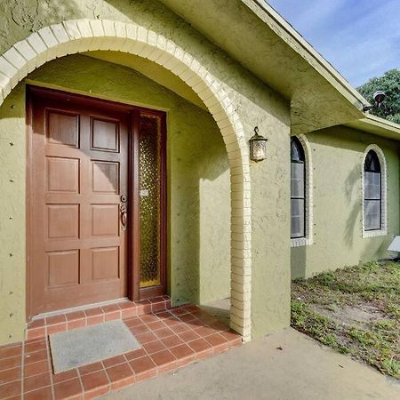 Ananda Farmhouse And Retreat. Lake Worth Beach Exterior photo